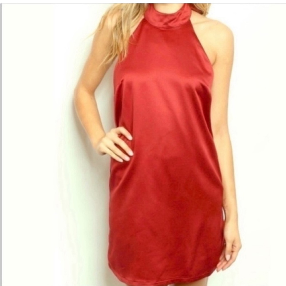 Beautiful Red Sleeveless Halter Dress